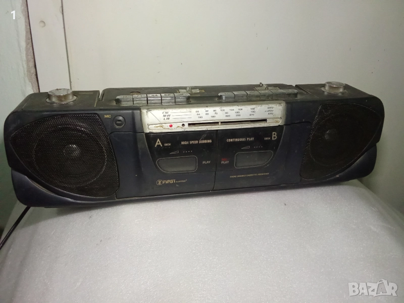 Радиокасетофон First Austria, снимка 1