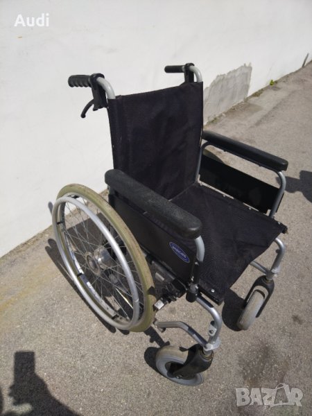 Инвалидна рингова количка за възрастни, оперирани, трудно подвижни хора. Изпращам по Еконт с преглед, снимка 1