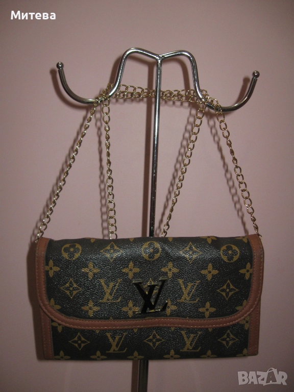 Louis Vuitton мини дамска чанта през рамо, снимка 1