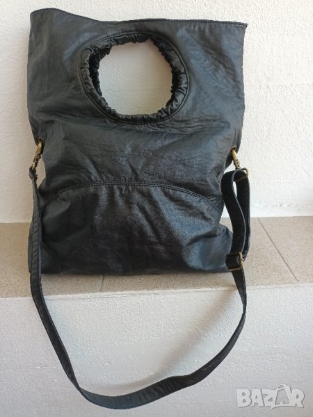 Черна дамска чанта от естествена кожа, снимка 1