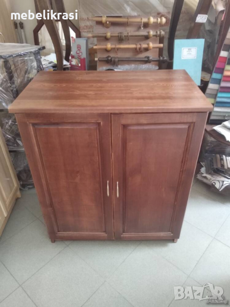 Шкаф от дърво в цвят- светъл орех, снимка 1