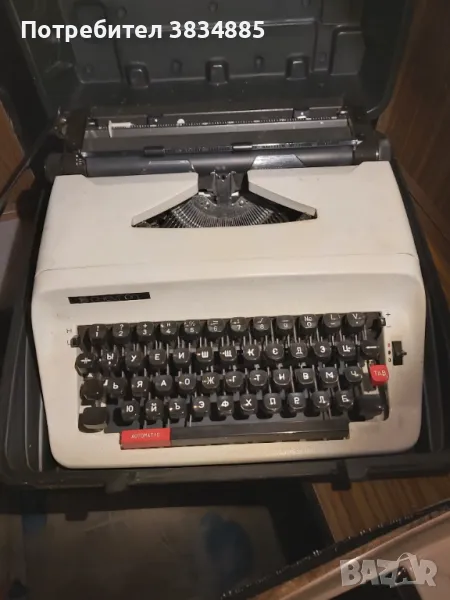 Японска пишеща машина Chevron - Кирилица , снимка 1