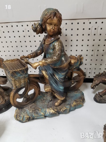 Статуетка, снимка 1