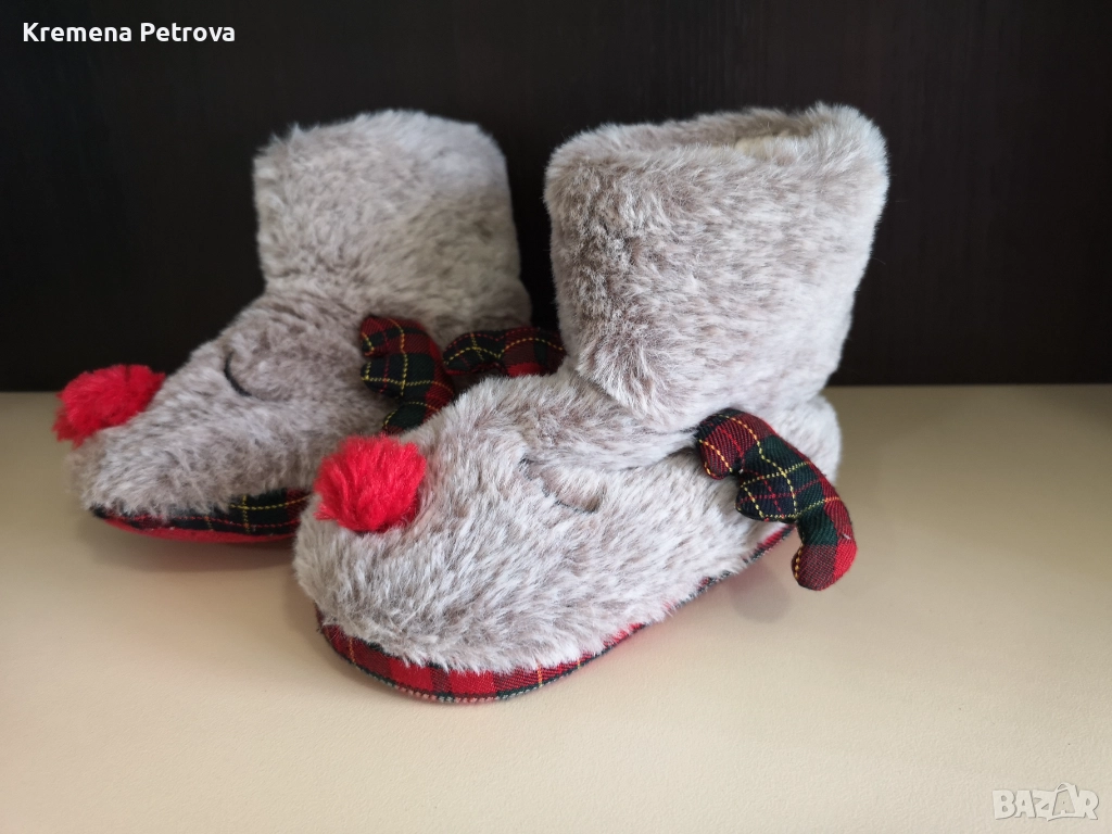 Пухкави коледни пантофи с мотив на еленче,червен нос,карирани детайли, номер 24-25 унисекс, снимка 1