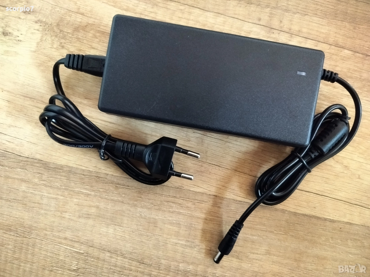 Зарядно за електрически велосипед Output 54.6V 2A, снимка 1