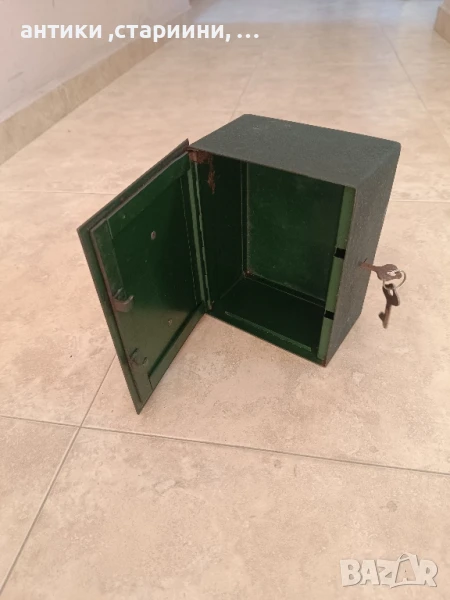 стара метална каса, сейф , снимка 1