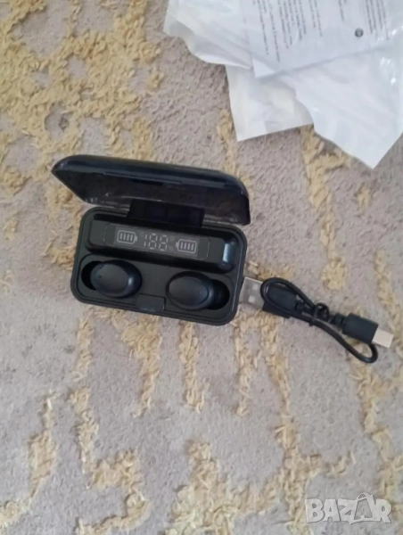 Безжични Bluetooth слушалки с LED цифров дисплей  , снимка 1