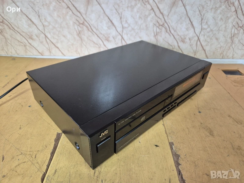 СД плеър JVC XL-V131BK, снимка 1