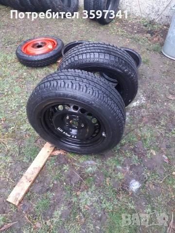 205/60/15 Резервна гума на джанта Пасат 1999