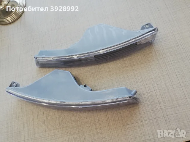 Предни мигачи за Пасат б6, снимка 4 - Части - 55754595