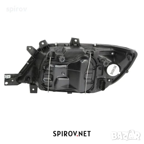Десен фар Mercedes Sprinter W901-W905 2000-2006, снимка 2 - Части - 55733466