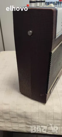 Радио ITT schaub lorenz Touring international 102#1, снимка 6 - Радиокасетофони, транзистори - 47302267