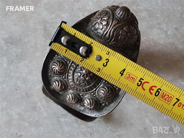Огромна Възрожденска сребърна 1860 гривна рогатка запазена, снимка 12 - Антикварни и старинни предмети - 36500700