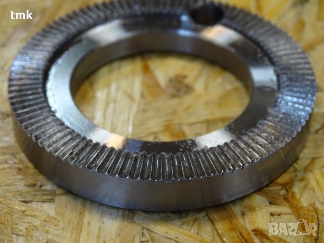 зъбен съединител ф68/ф40, снимка 3 - Резервни части за машини - 39739115