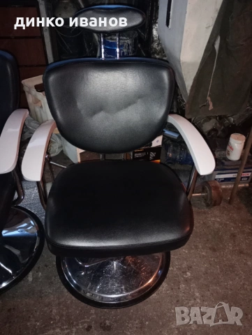 2 броя кожени Бръснарски столове , снимка 2 - Столове - 53254007
