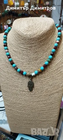 Дамско колие Ръката на Фатима. С естествени полускъпоценни камъни и минерали., снимка 2 - Колиета, медальони, синджири - 48661244