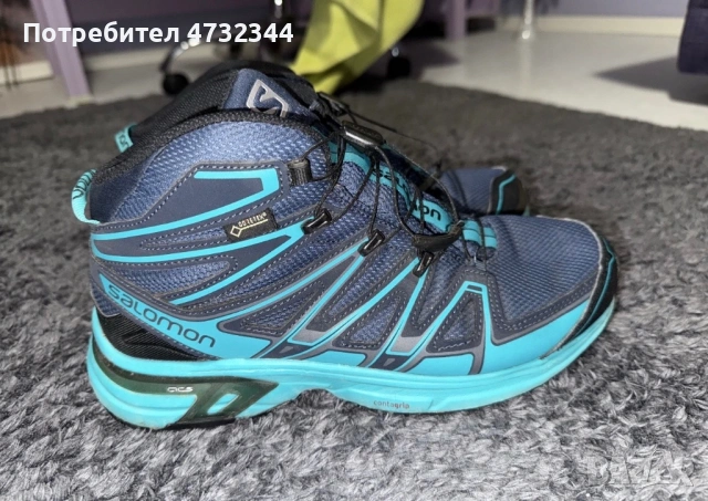 Туристически обувки на марката Solomon, снимка 2 - Маратонки - 53406714