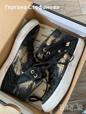 Страхотни кецове черно със златисто в перфектно състояние номер 37 стелка 23,5см, снимка 7 - Маратонки - 44400957