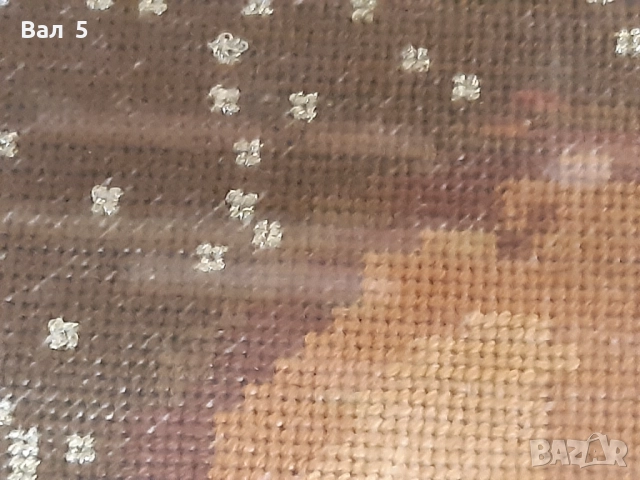 Стар ръчно шит гоблен ПЛАЧЕЩАТА МАДОНА, снимка 4 - Гоблени - 52651878