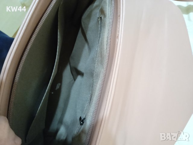 Нова чанта, снимка 2 - Чанти - 44198539