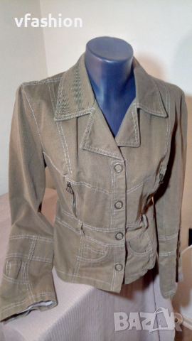 Дамско сако от плътен памучен плат, наподобяващ дънков