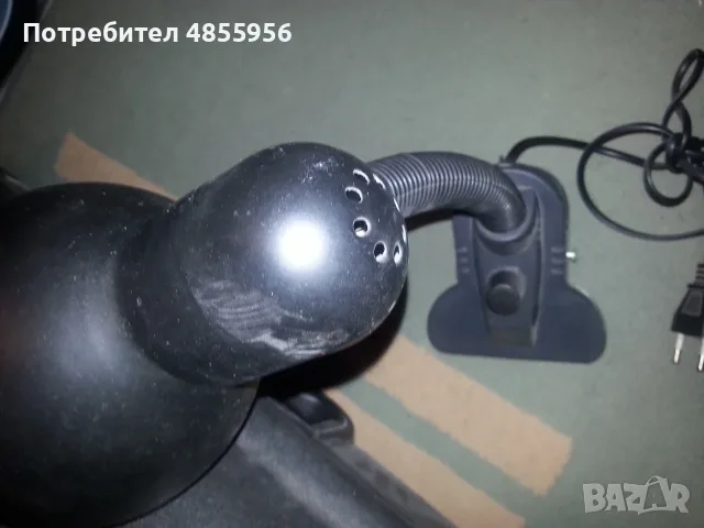 Черна лампа на щипка- регулатор на светлината, снимка 2 - Настолни лампи - 56224645