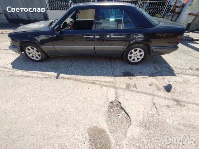 W124 200d на части , снимка 3 - Автомобили и джипове - 38530302