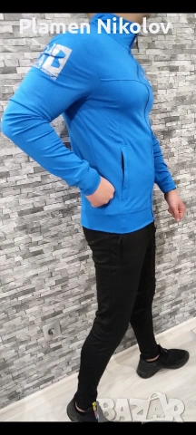 Спортен екип UNDER ARMOUR , снимка 2 - Спортни дрехи, екипи - 38424655