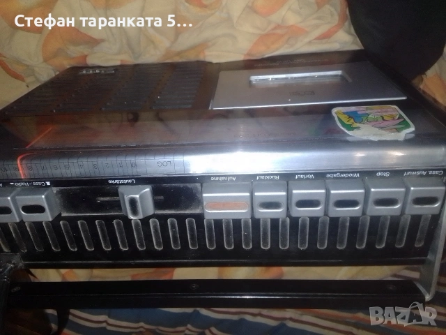 Радио касетофон , снимка 6 - Радиокасетофони, транзистори - 53183416