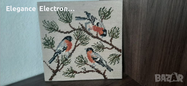 Гоблен Изобразени клонки кацнали птички. 25см/25см., снимка 1