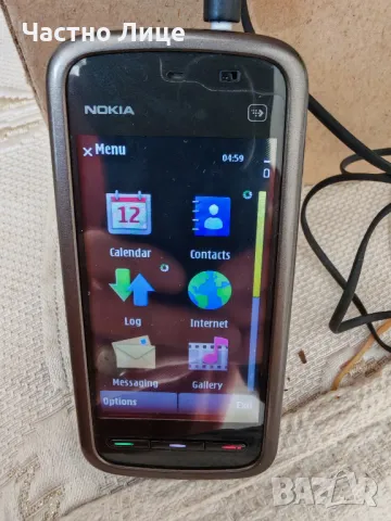 Рядък Модел на Оригинален Телефон NOKIA 5230 със Зарядно Устройство , снимка 4 - Nokia - 50069650