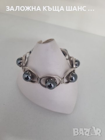 Красива стара сребърна гривна с хематит