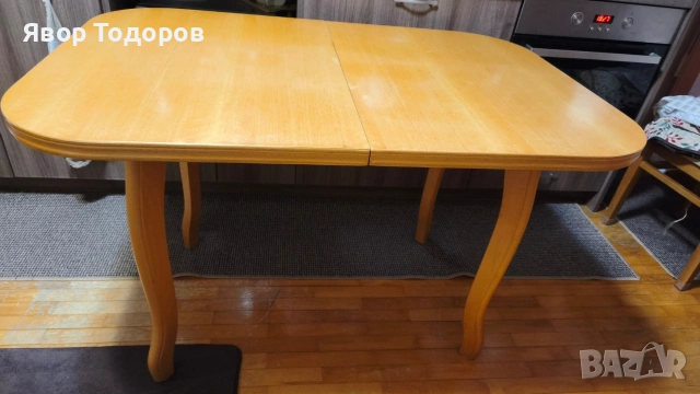 дървена маса 