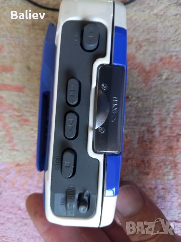 Aiwa HS-SP350W AM/FM Walkman , снимка 11 - Други - 42169245
