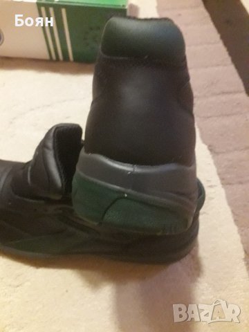 Работни обувки Bata, снимка 6 - Други - 42345466