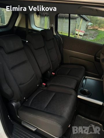 Mazda 5 2.0 146 к.с. Фейслифт, 7 местна , снимка 11 - Автомобили и джипове - 52392906