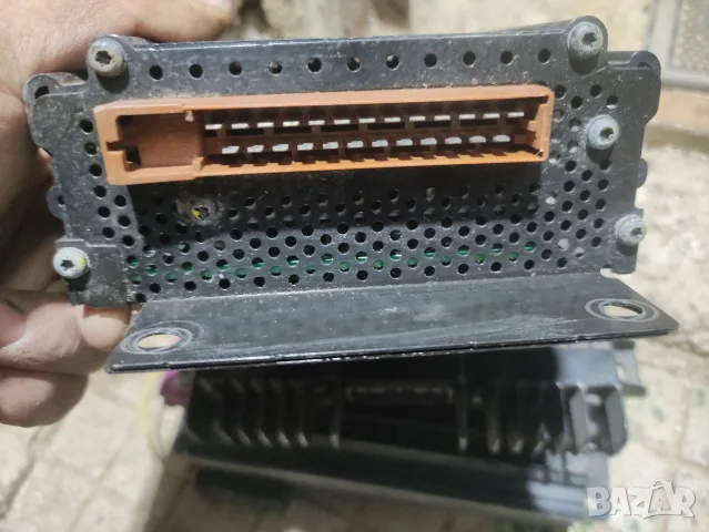 Аудио усилвателя Bose за автомобили.  , снимка 7 - Части - 56404599