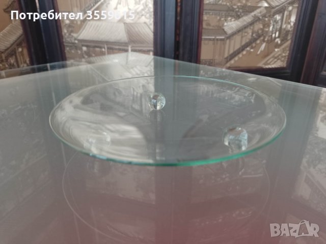 декоративна стъклена чинийка от Португалия с 3 стъклени крачета