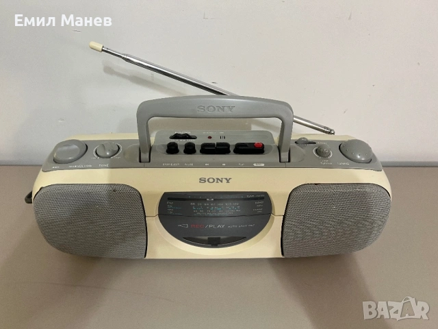 Sony CFS E10L, снимка 2 - Радиокасетофони, транзистори - 53786854
