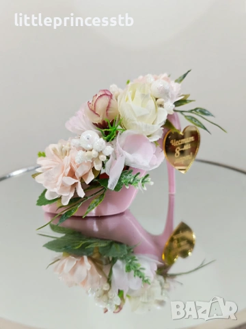 Подаръци за 8-ми март, елегантни обувки с цветя , снимка 15 - Изкуствени цветя - 53573246