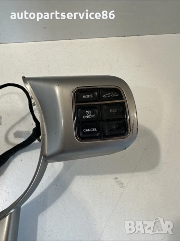 Бутонни превключватели на волана за Jeep Grand Cherokee (2012) P56046097AD, снимка 3 - Части - 53509360