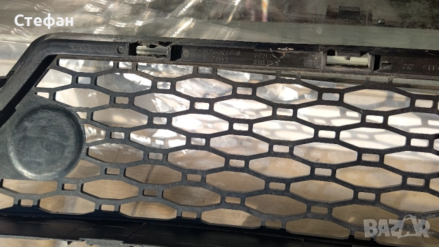 Долна решетка за предна броня за Volvo XC70 P3, снимка 2 - Части - 52606859