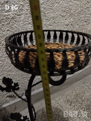 Цветарник ковано желязо, снимка 4 - Саксии и кашпи - 52670839