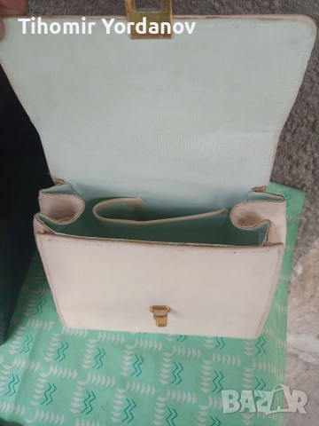 Ретро дамски лачени чанти., снимка 8 - Чанти - 36285500