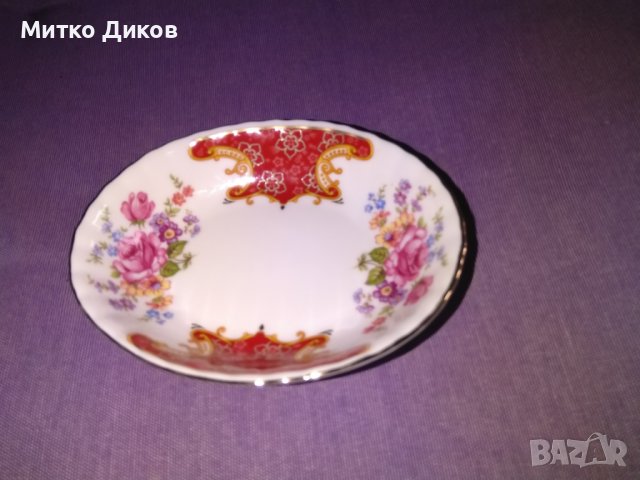 Bavaria alt mitterteich 1887 Germany art colection 24 K Gold маркова порцеланова чинийка 118х95х26мм