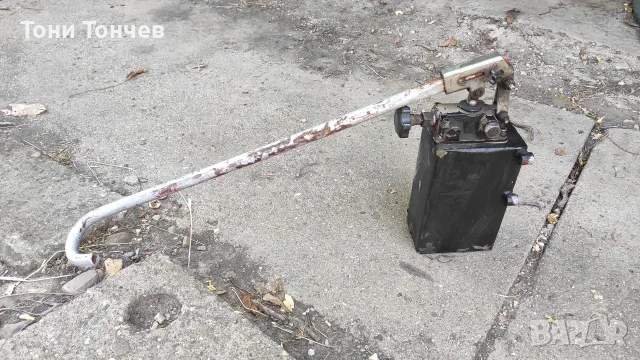 Хидравлична помпа-ръчна демонтирана от ремарке 2т, снимка 4 - Части - 55823455