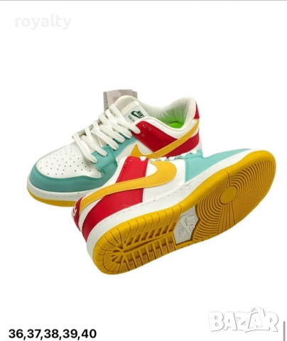 Nike Маратонки 