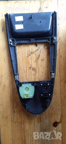 Конзола Със Копчета. Mercedes SLK.R171.  2006-2011 Година. Мерцедес СЛК. , снимка 4 - Части - 36036492