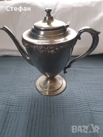 Посребрен чайник
