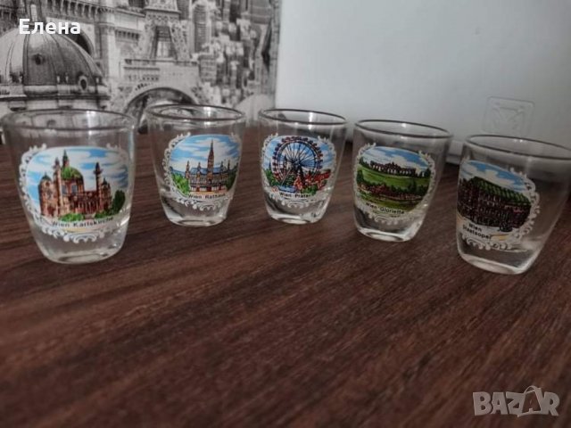 Малки чашки 